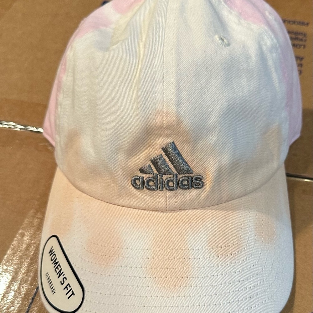 Adidas Originals Ladies adjustable Cap 🌈 - Picture 3 of 3